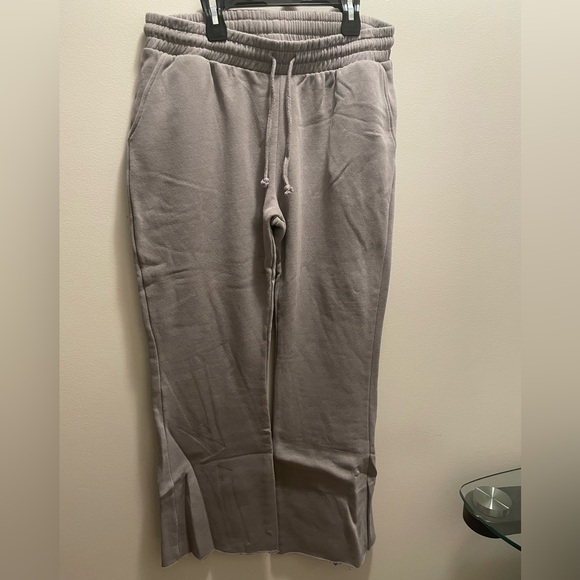 2/$15 Grey Primark Wide Leg Sweatpants Size M - Picture 1 of 3